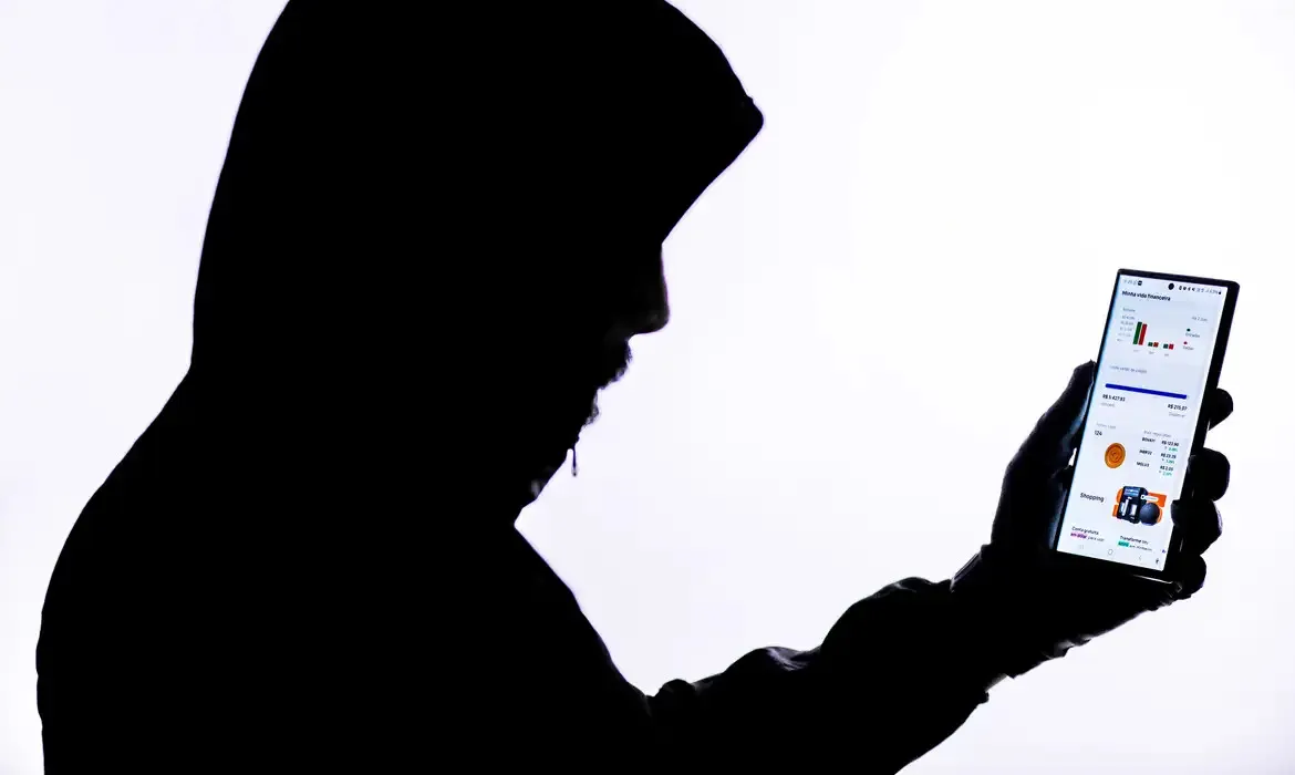 Saiba como evitar e denunciar golpes financeiros na Bahia