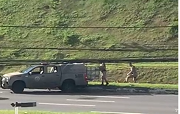 Operação Polícia Militar na Avenida Paralela. Foto: Leitor Aratu ON