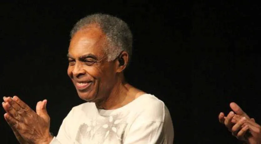 Gilberto Gil volta a ser internado em hospital de São Paulo; “Espero em breve estar em casa”, diz