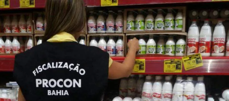 Em ações de fiscalização, Procon-Ba autua cinco grandes supermercados na capital baiana