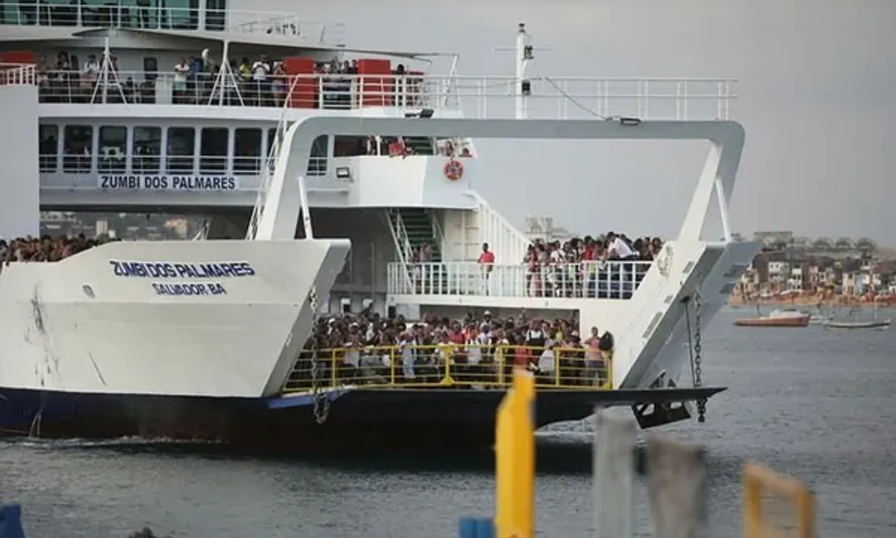 Ferry Boat: filas seguem intensas em Salvador e Itaparica no in&iacute;cio da tarde desta ter&ccedil;a-feira