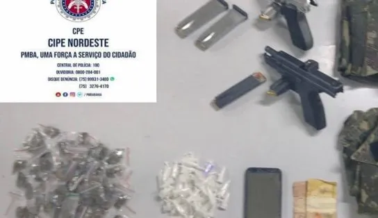 Polícia apreendeu pistolas, mais de 50 pinos de cocaína e 85 porções de maconha com dupla que sequestrou grávida e criança na Bahia