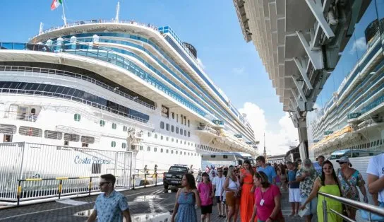 Em único dia, Salvador recebe mais de 12 mil turistas de cruzeiros