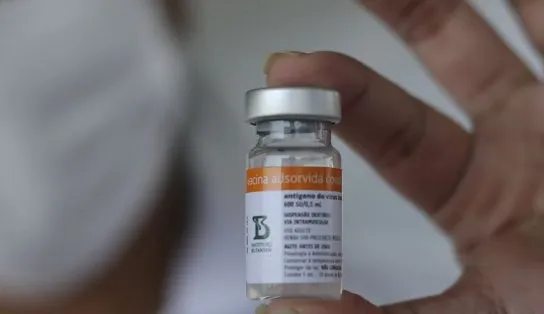 Ministério da Saúde vai fazer estudo para avaliar eficácia da 3ª dose da CoronaVac