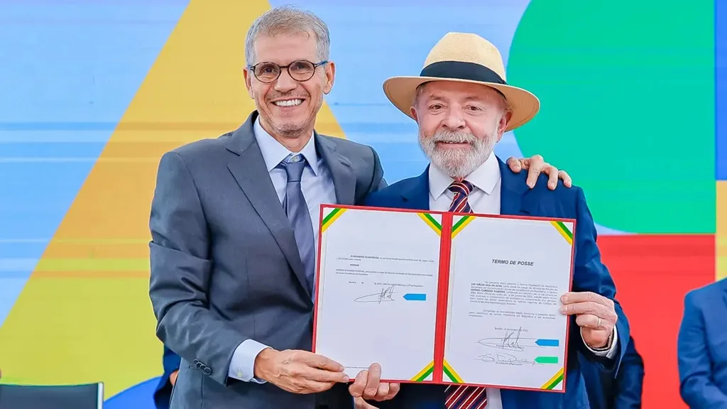 Baiano Sidônio Palmeira usa estratégia ousada para recuperar popularidade de Lula