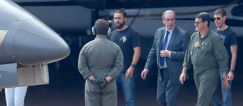 Defesa entra com pedido de liberdade para Cunha no tribunal de Porto Alegre