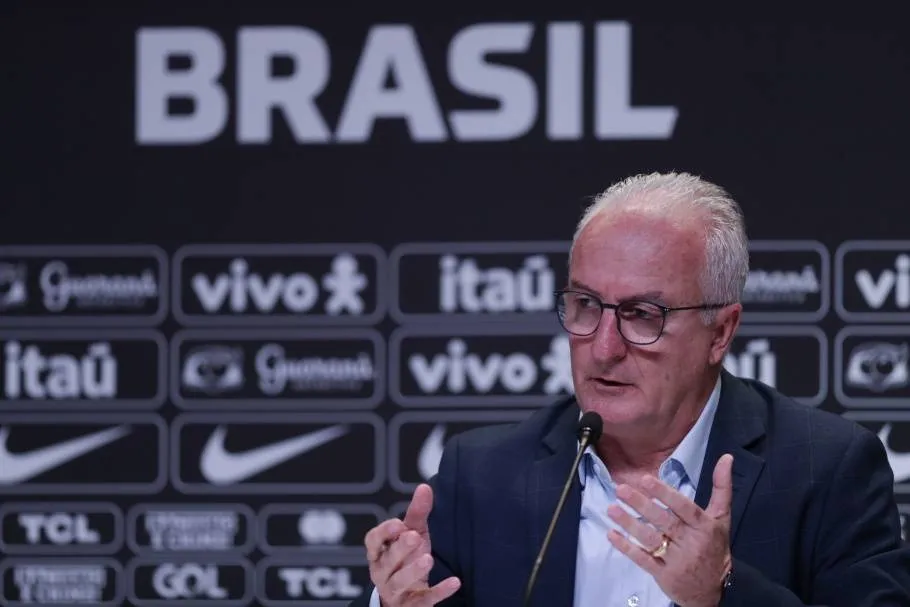 Dorival Júnior apresenta lista de convocados para amistosos contra Inglaterra e Espanha