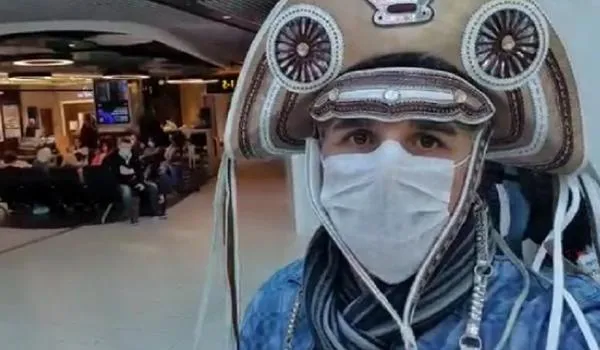 Covid-19: após shows na Europa, cantor baiano relata dificuldade de retornar ao Brasil; assista
