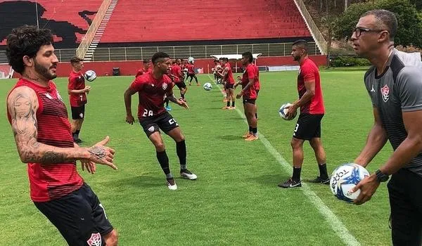 Copa do Nordeste: após 'folga', Vitória encara o CRB para retornar ao G-4 do grupo B