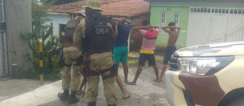 EXCLUSIVO: Jovem acusado pela polícia por ordenar “toque de recolher” em Catu nega o crime