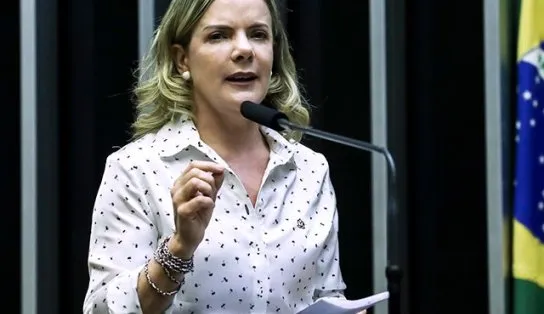 Presidente do PT rebate Wagner e diz que problema de PEC é articulação no Senado