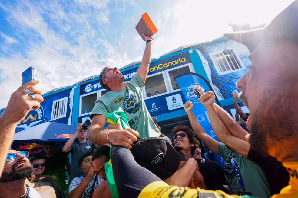 Uri Valadão Comemora Título Mundial  Foto Frontón King Divulgação