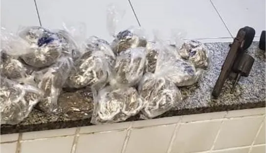 Fornecedor de drogas para facção da Ilha de Vera Cruz é preso em Salvador 
