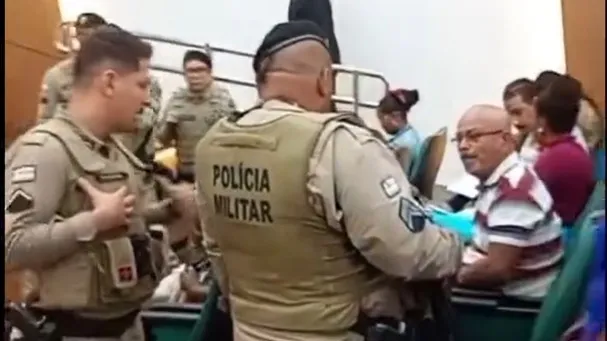 Protesto contra projeto causa tumulto na Câmara de São Francisco do Conde