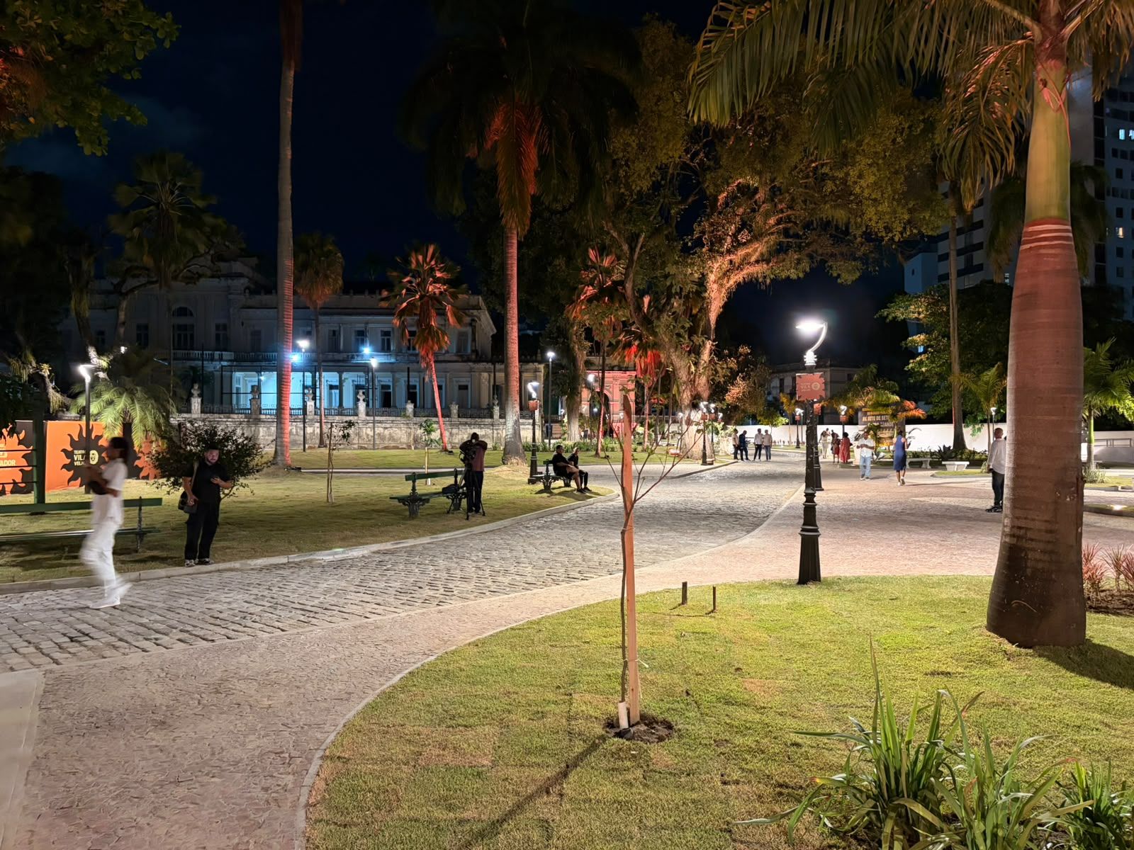 Teatro Vila Velha   &Aacute;rea Externa