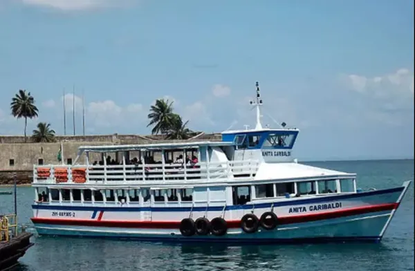 Travessia Salvador-Mar Grande retoma operações após suspensão por mau tempo