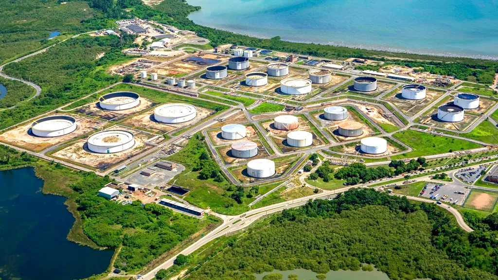 Solla vê indefinição para Petrobras recomprar refinaria de Mataripe