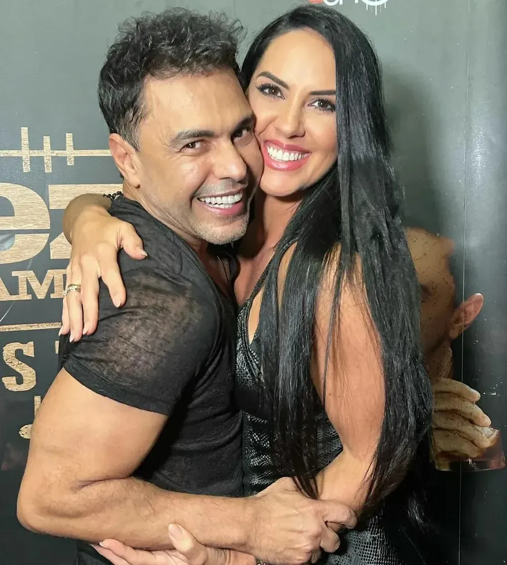 De acordo com relatos do cantor e de Graciele, o primeiro contato ocorreu quando ela, então fã, foi convidada para o camarim após uma apresentação. | Foto: Redes Sociais