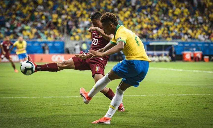 Após empate na Fonte Nova, Brasil joga contra seleção peruana para carimbar vaga 