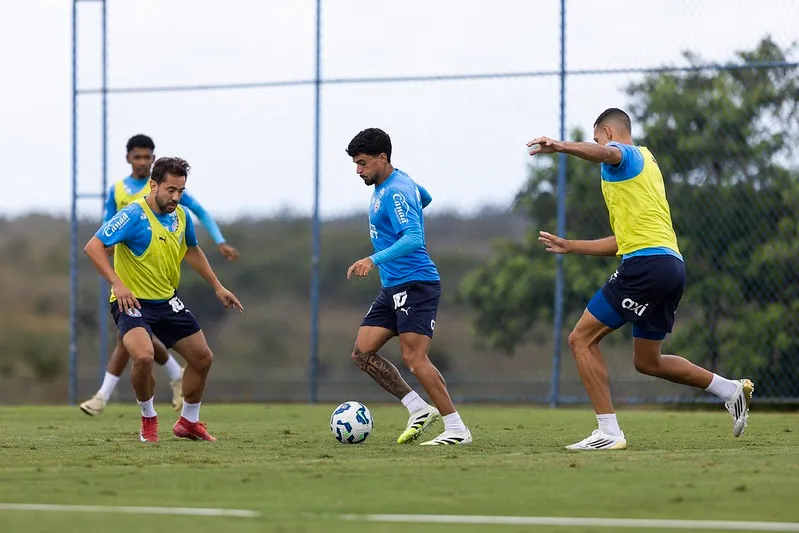Bahia pega o Ceará nesta quarta; jogo é transmitido pela TV Aratu e Aratu On