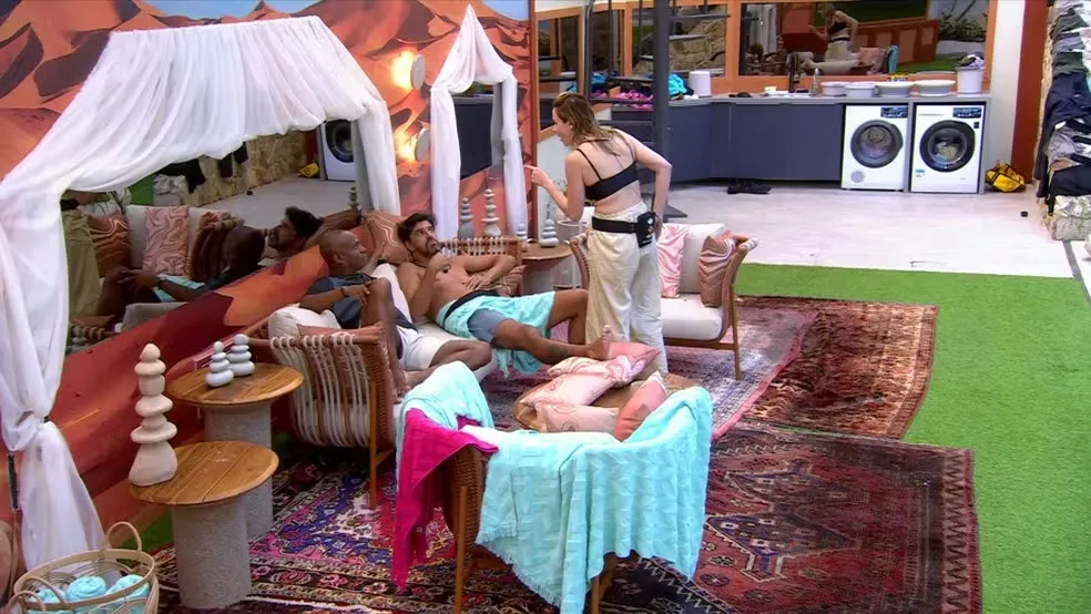 BBB 26: Cowboy acusa Ana Paula de arquitetar expulsão e ela responde: 'Covarde'