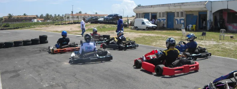DIA DOS PAIS: Etapa do Baiano de Kart terá disputa entre pais e filhos