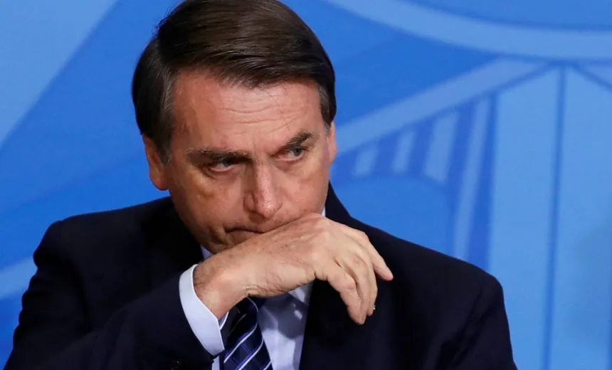 Mais pobres lideram alta na reprovação à Bolsonaro, diz Datafolha 