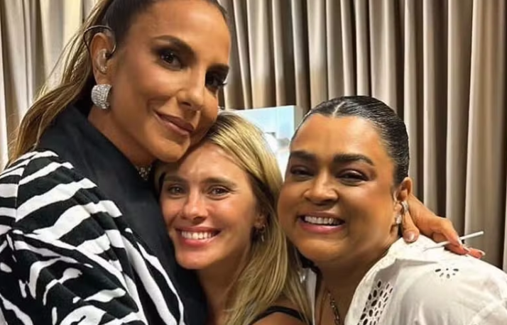Ivete Sangalo é a madrinha desta amizade.  /  Foto: Reprodução/Instagram