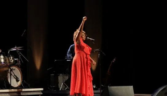 'Elevante': Margareth Menezes estreia novo show no Afropunk Bahia, neste sábado