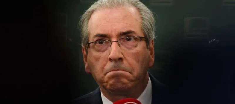 XI, SUJOU! Passageiros chamam deputado cassado Eduardo Cunha de ‘ladrão’ em voo; Assista ao vídeo