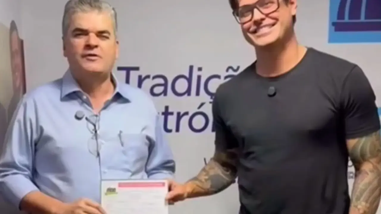 O Presidente Estadual Do Mdb Do Rio, Washington Reis, E O Ator Dado Dolabella