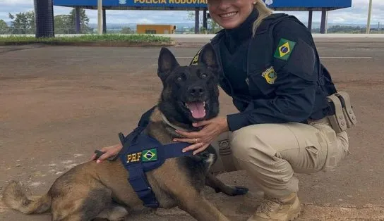 Ex-loira do Tchan causa indignação em colegas ao receber promoção em pouco tempo de PRF
