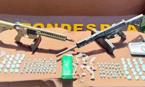 PM apreende fuzis, drogas e c&acirc;meras do tr&aacute;fico no Engenho Velho da Federa&ccedil;&atilde;o.Foto: SSP-BA
