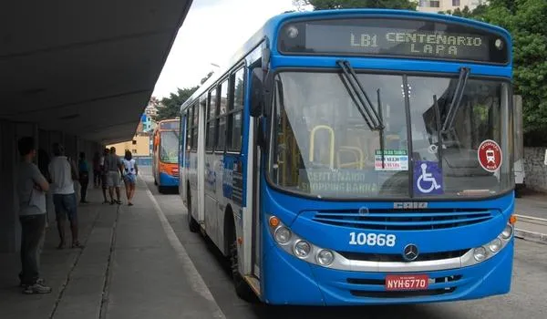 Linhas que atendem shoppings de Salvador terão horários prolongados até o Ano Novo; confira a lista