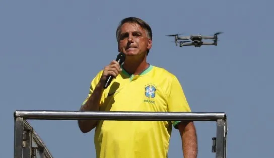 Bolsonaro sabia de plano para matar Lula e liderava plano golpista, aponta PF