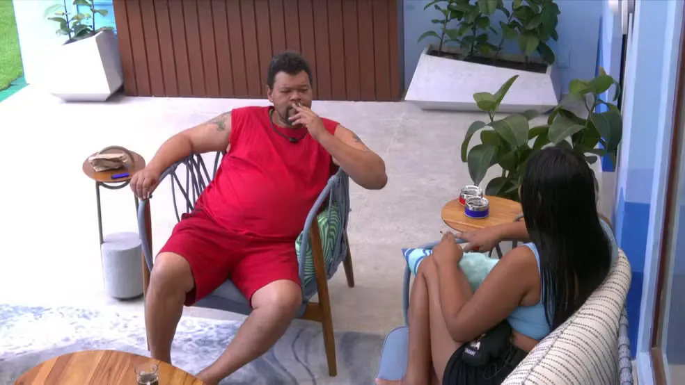 'Acha que vou te desejar?', diz Chaiany para Babu após provocação no BBB 26