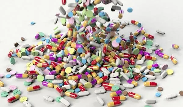 Antiviral que pode reduzir tempo de internação de pacientes com Covid-19 é testado e anima o Japão
