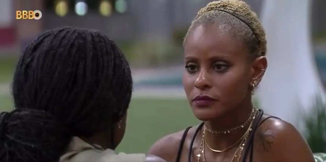 Aline chora após perceber possíveis comportamentos racistas no BBB 23: veja o vídeo