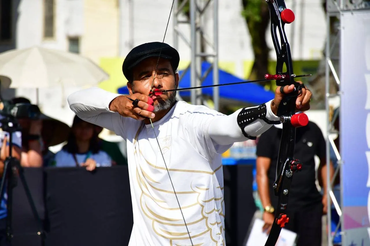 Na praça Cayru, arqueiro baiano fatura a prata no Campeonato Brasileiro de Tiro com Arco