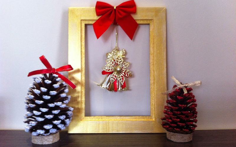 Você pode reaproveitar pisca-piscas antigos criando arranjos em garrafas ou lanternas/Foto: Reprodução