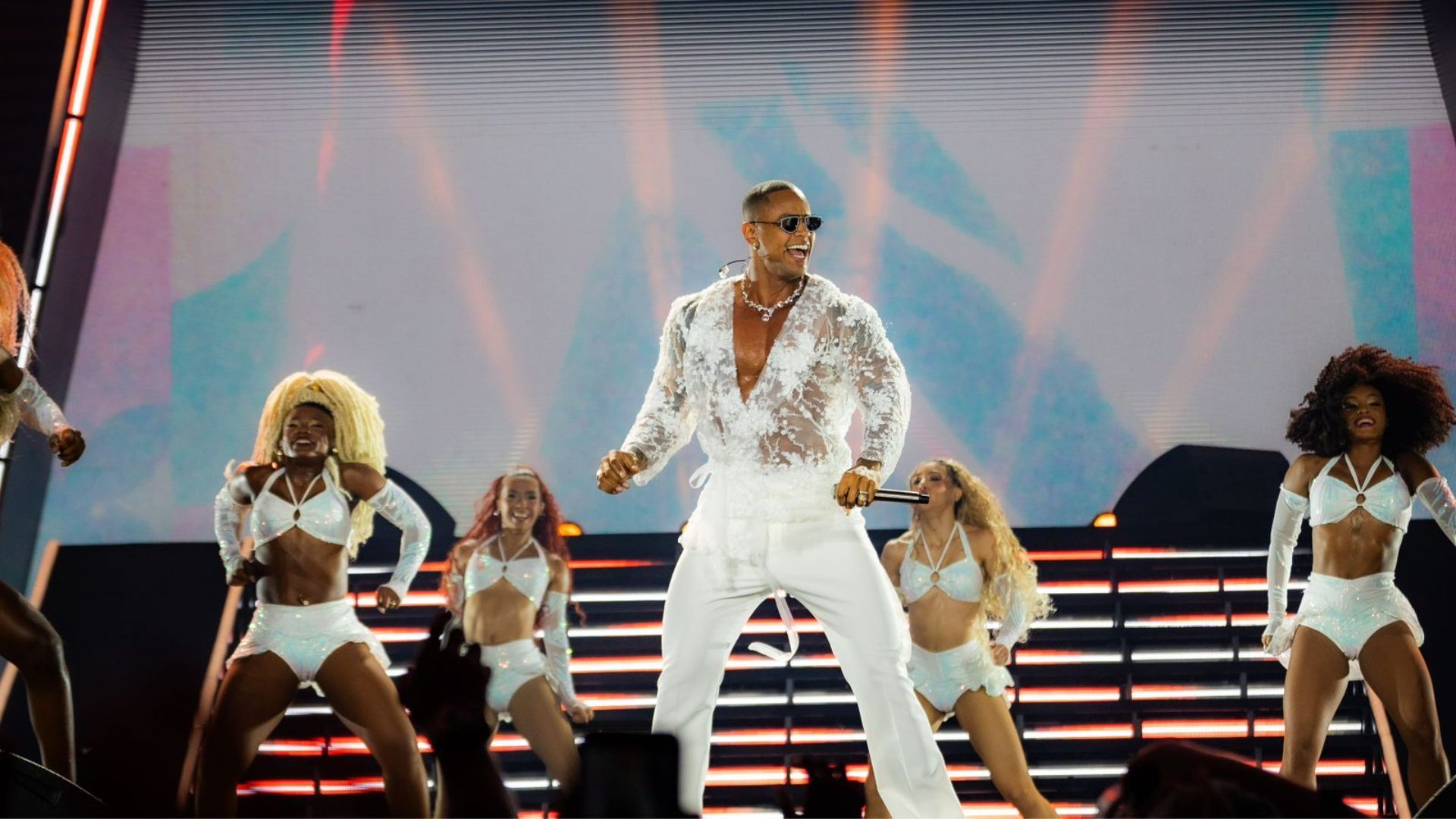 Leo Santana lançou Marquinha de Fitinha no audiovisual DNA de GG | Foto: Aleff Fera