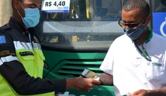 Motoristas de ônibus passarão por blitz de alcoolemia semanalmente; entenda