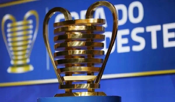 Vitória e Ceará disputam vaga nas semifinais da Copa do Nordeste; acompanhe aqui