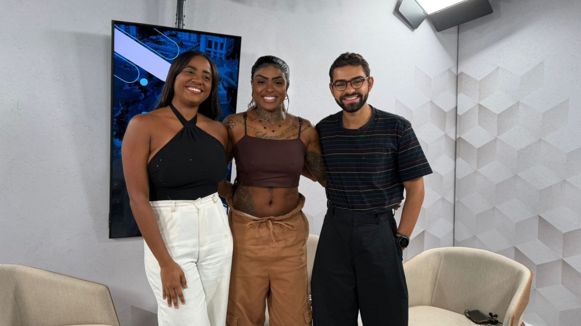 &ldquo;Eu n&atilde;o escuto pagode&rdquo;, revela A Dama no Aratu T&aacute; On