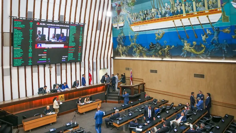 Após 12h de obstrução, AL-BA aprova R$ 1 bilhão de empréstimos para Jerônimo