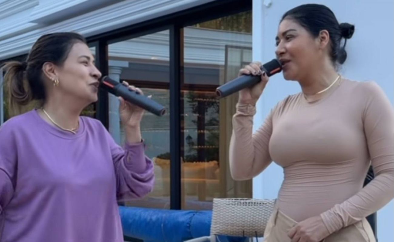 As coleguinhas de volta? Simone e Simaria reaparecem cantando juntas