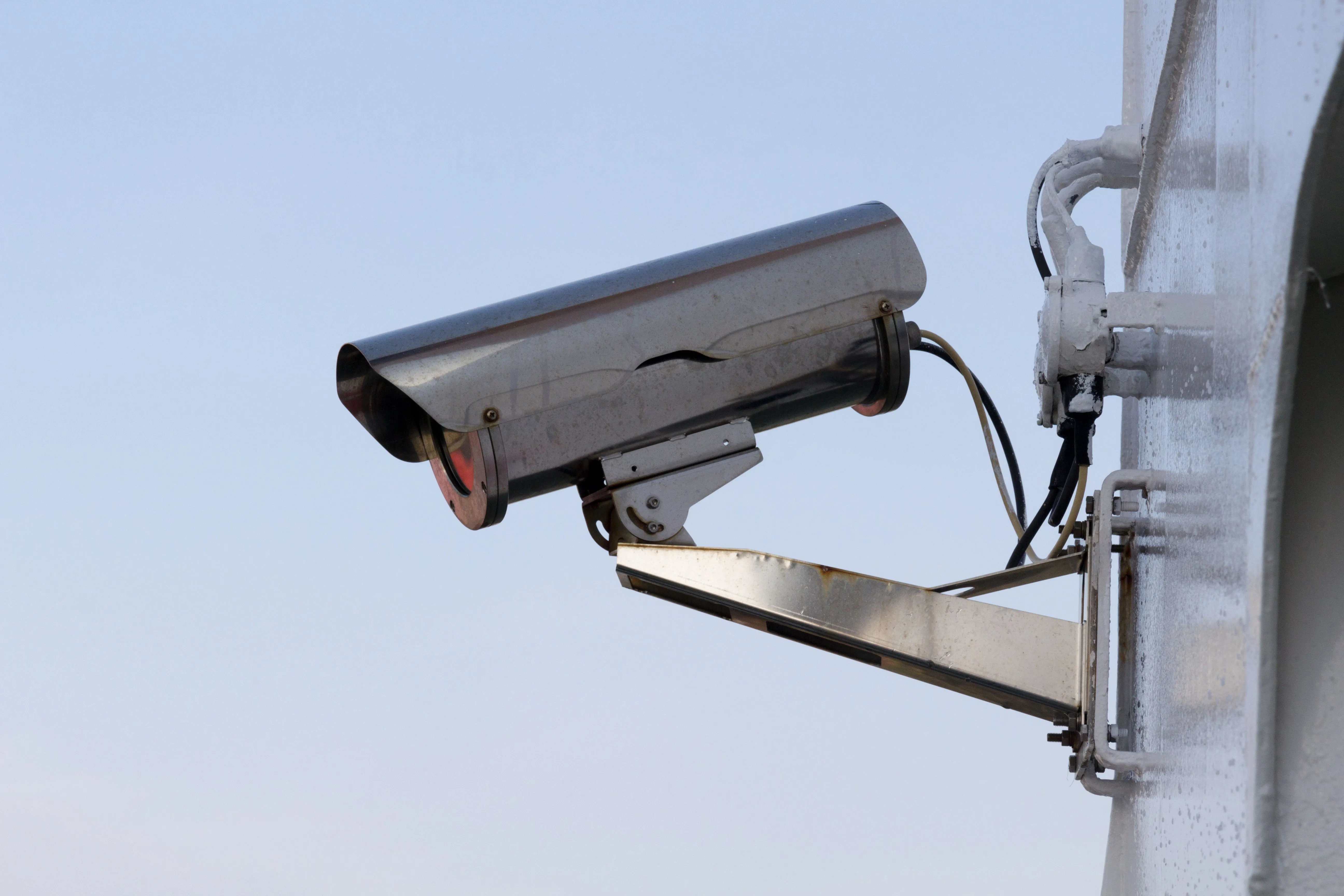 Técnico de internet é preso suspeito de instalar câmeras para monitorar PM em Salvador