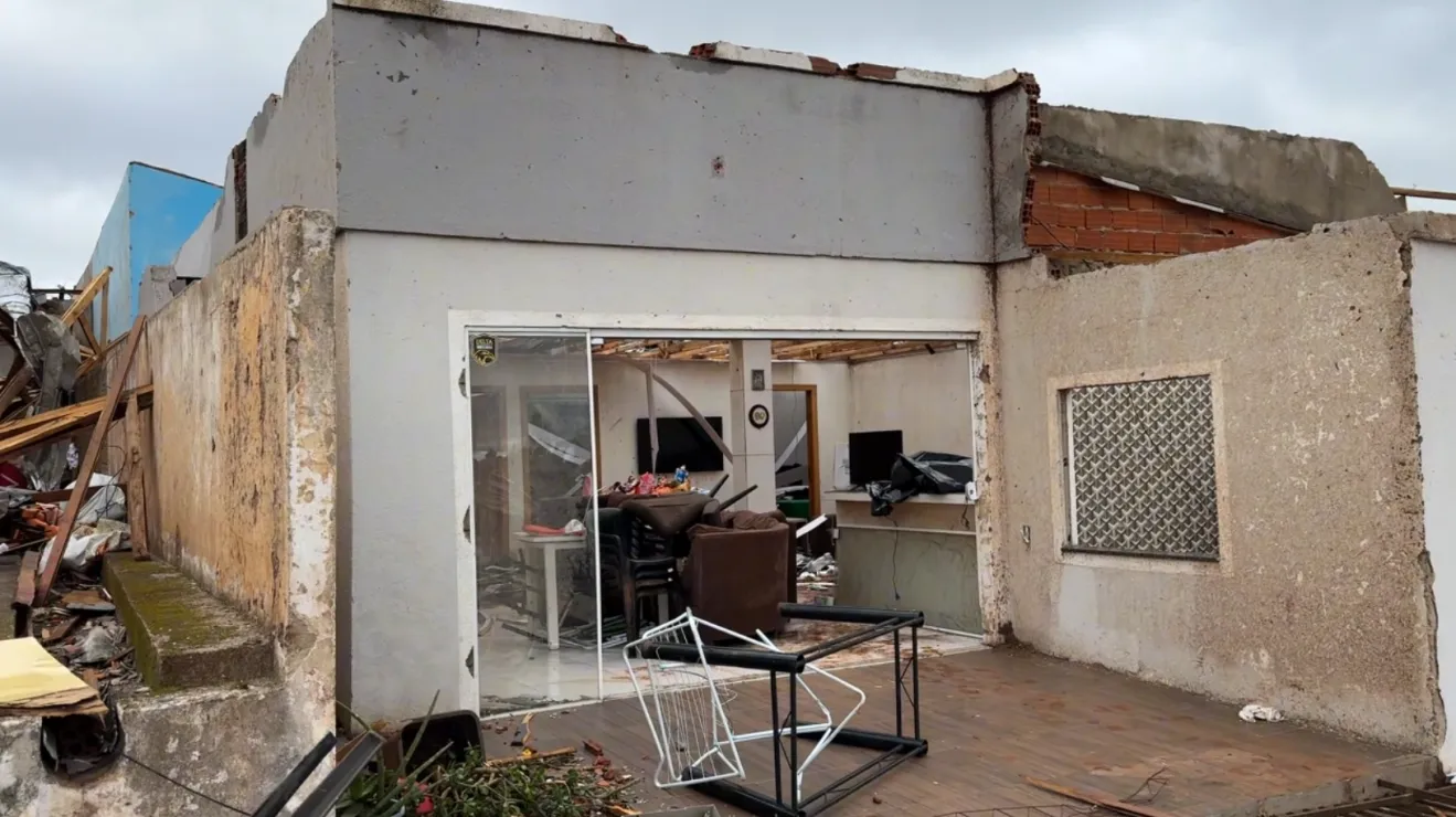 Tornado atinge cidades paranaenses. Foto: Reprodução | Atento News