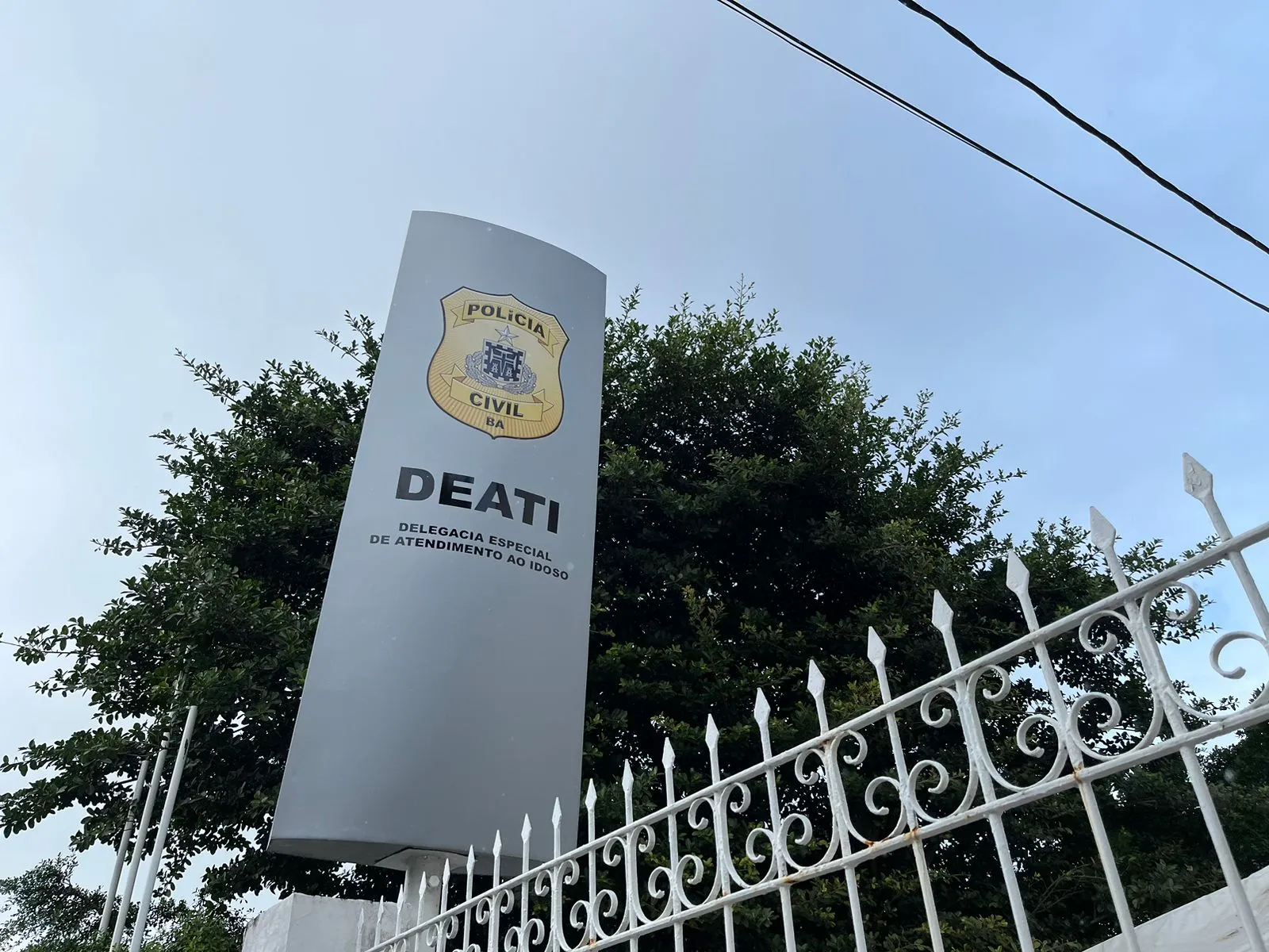 Filho é preso após idosa de 71 anos ser encontrada sob maus-tratos em Salvador