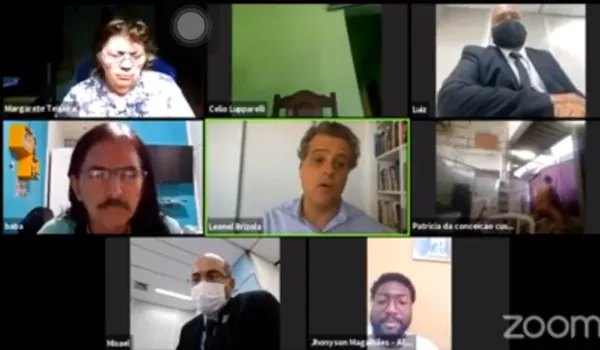 Casal faz sexo ao vivo durante reunião virtual da Câmara do Rio de Janeiro sobre merenda de alunos 
